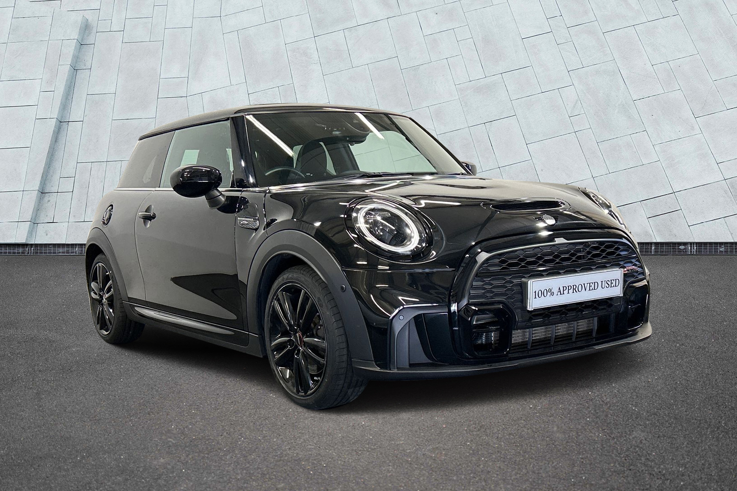 Main listing image - MINI Hatchback