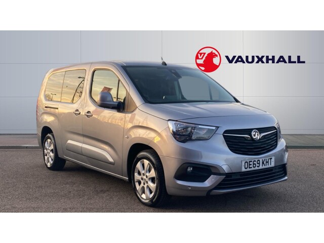 Main listing image - Vauxhall Combo Life