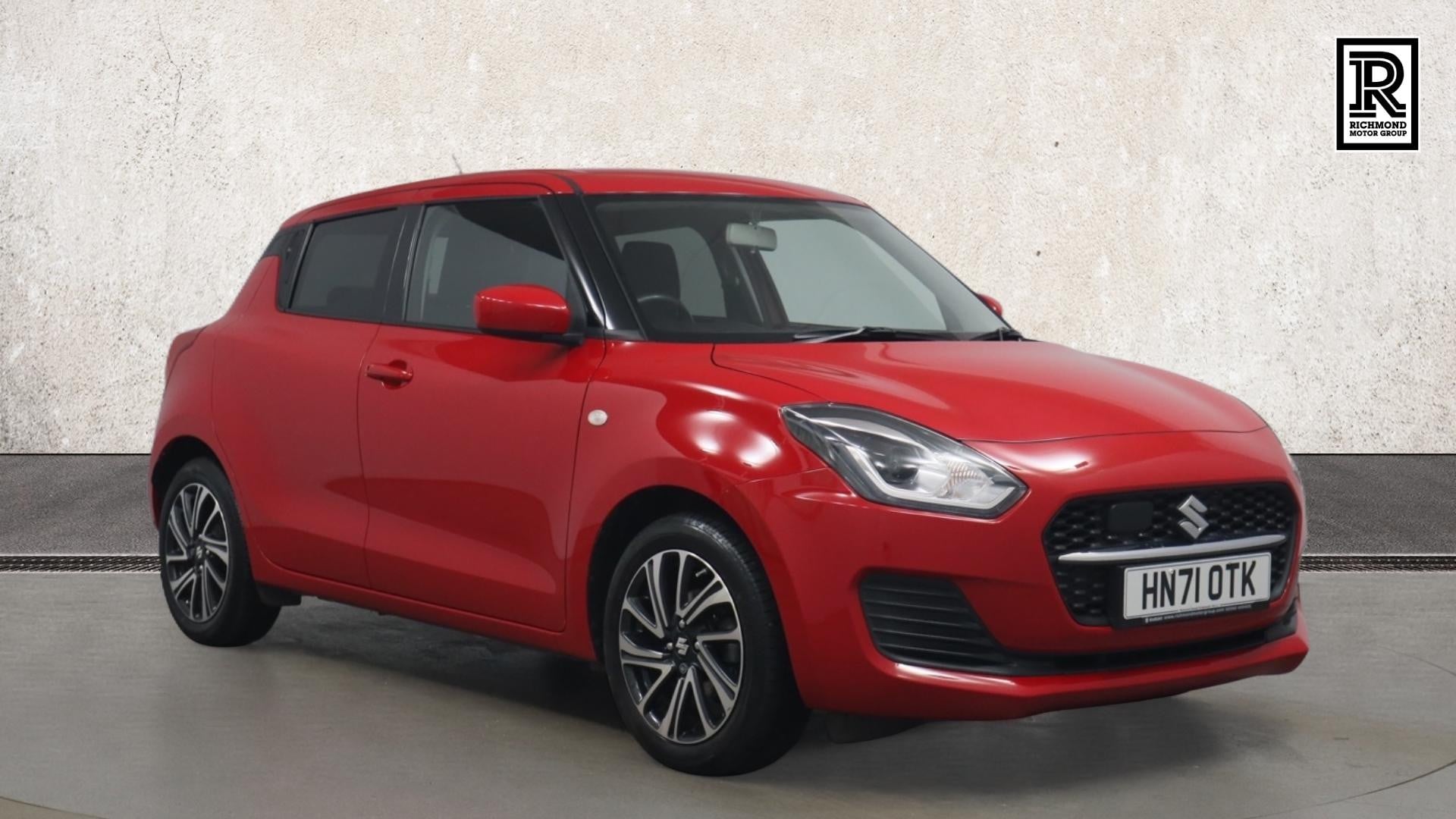Main listing image - Suzuki Swift