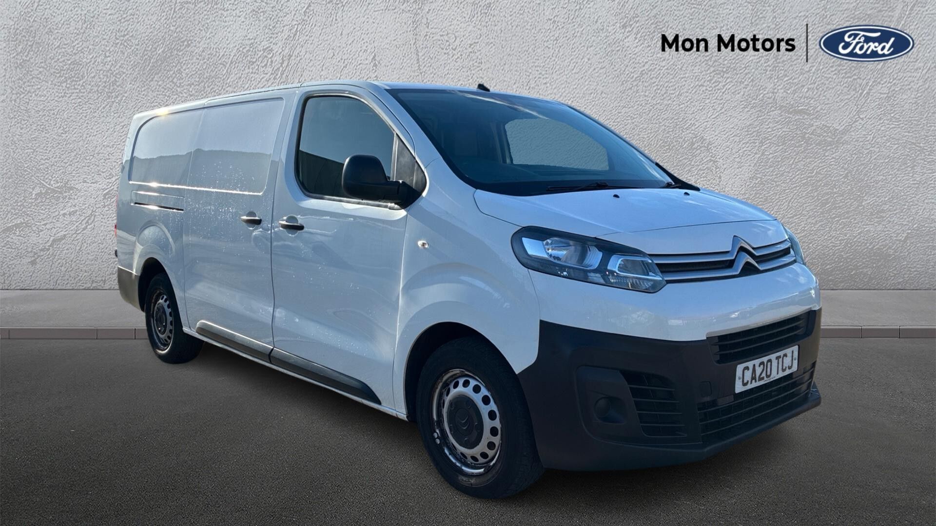 Main listing image - Citroen Dispatch