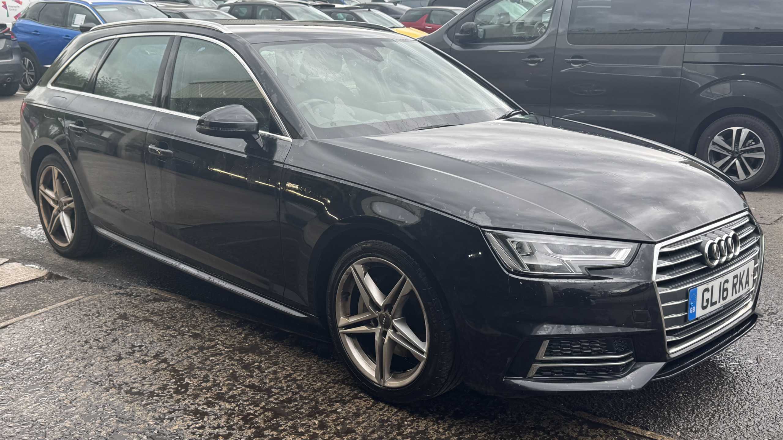 Main listing image - Audi A4 Avant
