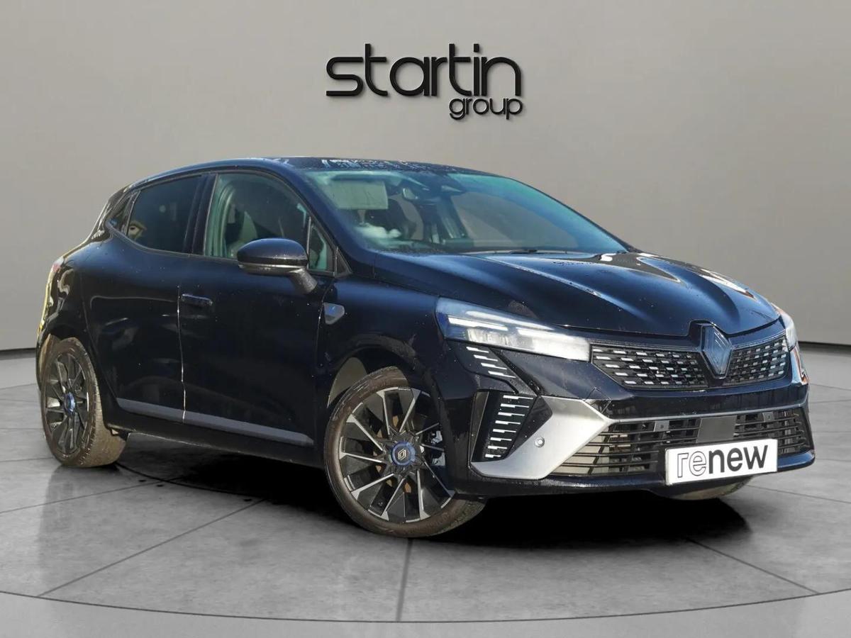 Main listing image - Renault Clio