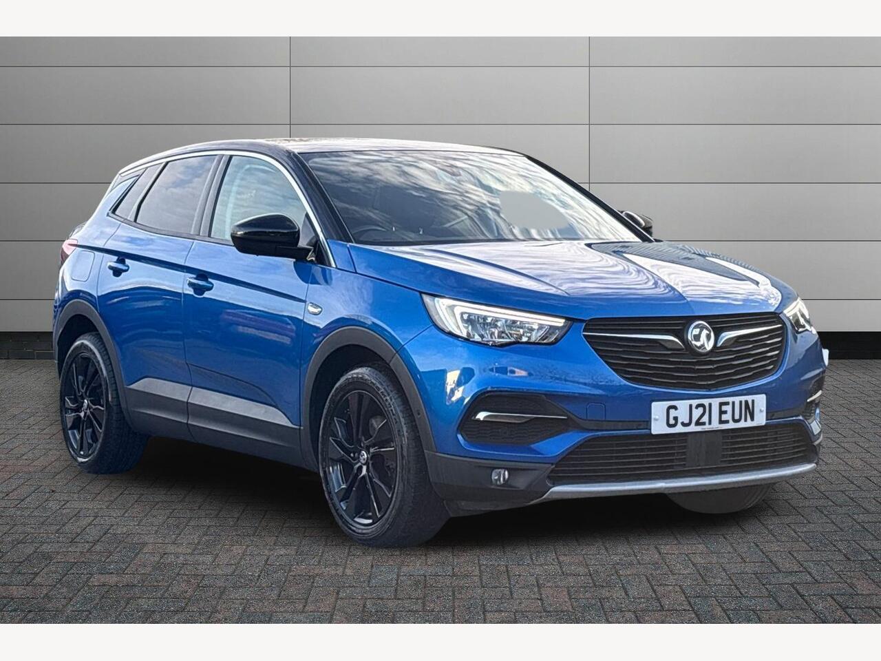 Main listing image - Vauxhall Grandland X