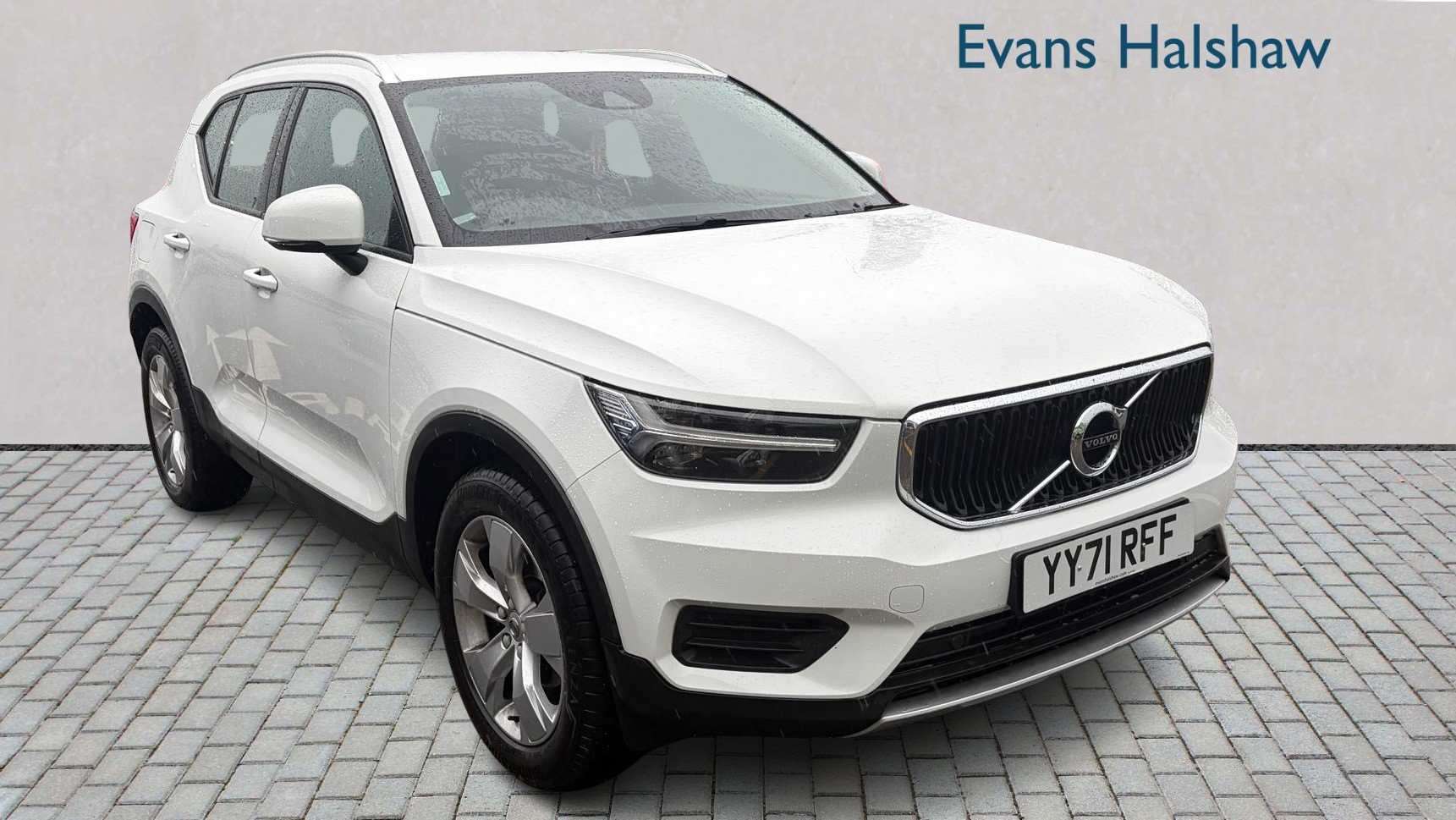 Main listing image - Volvo XC40