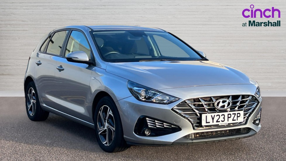 Main listing image - Hyundai i30