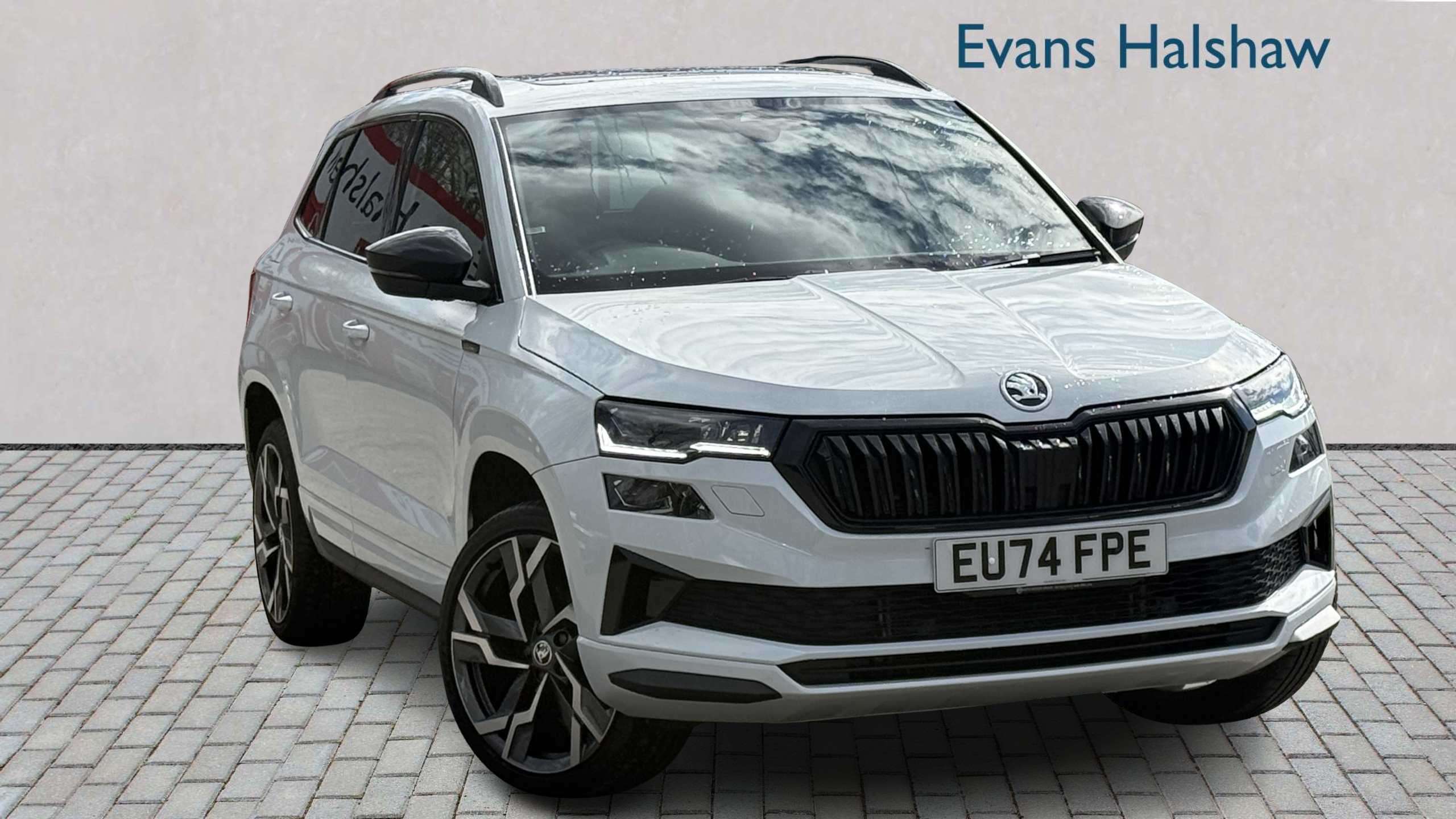 Main listing image - Skoda Karoq