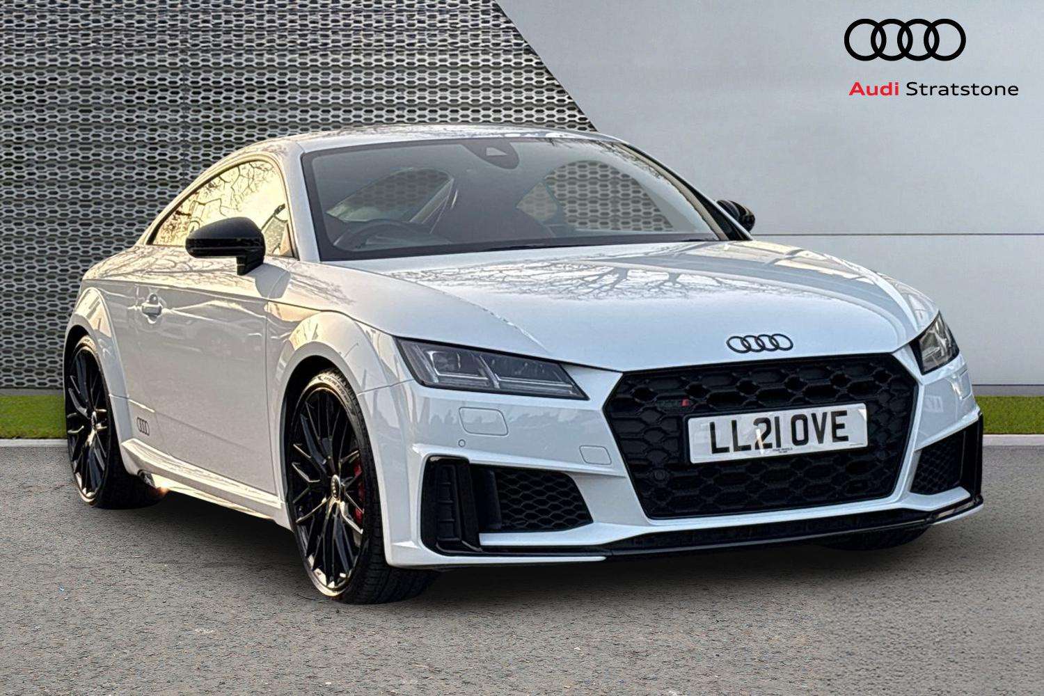 Main listing image - Audi TT S