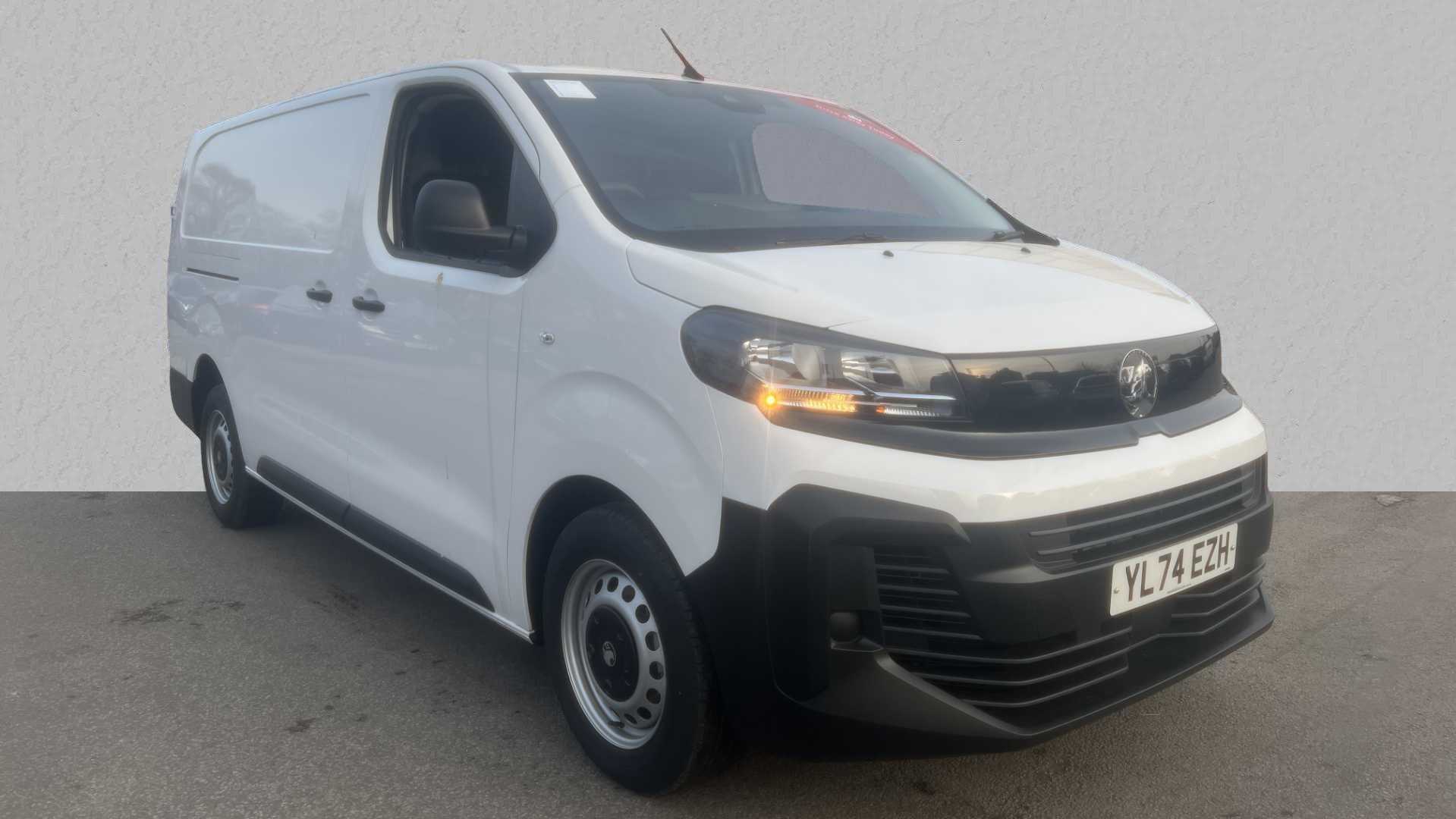 Main listing image - Vauxhall Vivaro