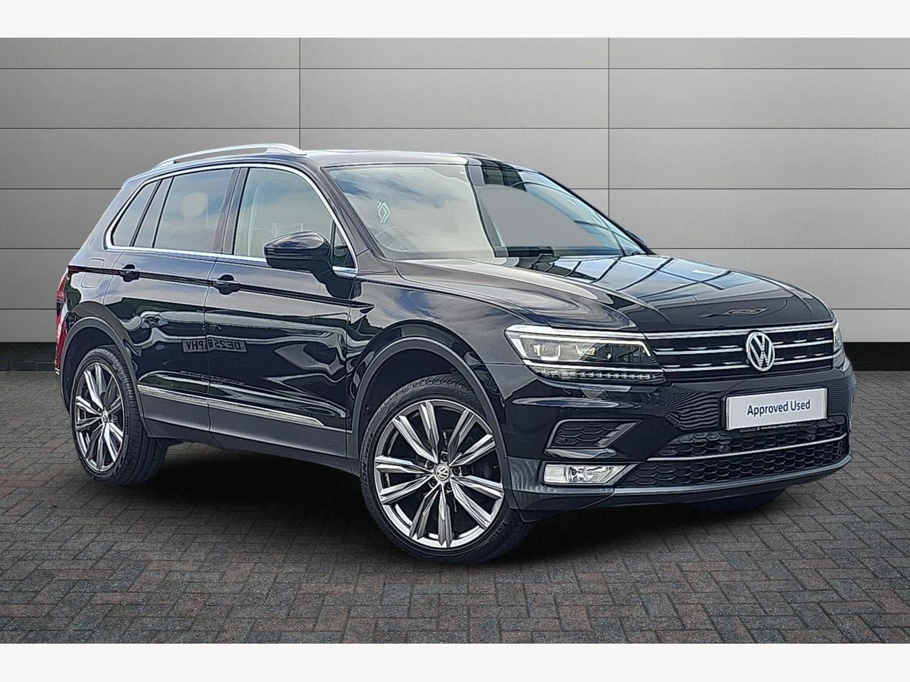 Main listing image - Volkswagen Tiguan