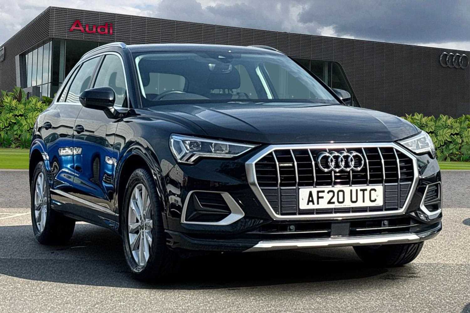 Main listing image - Audi Q3