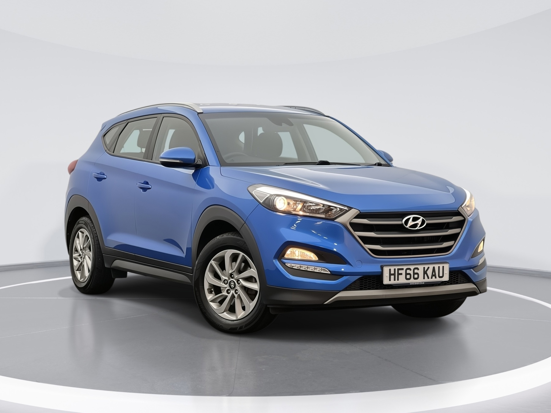 Main listing image - Hyundai Tucson