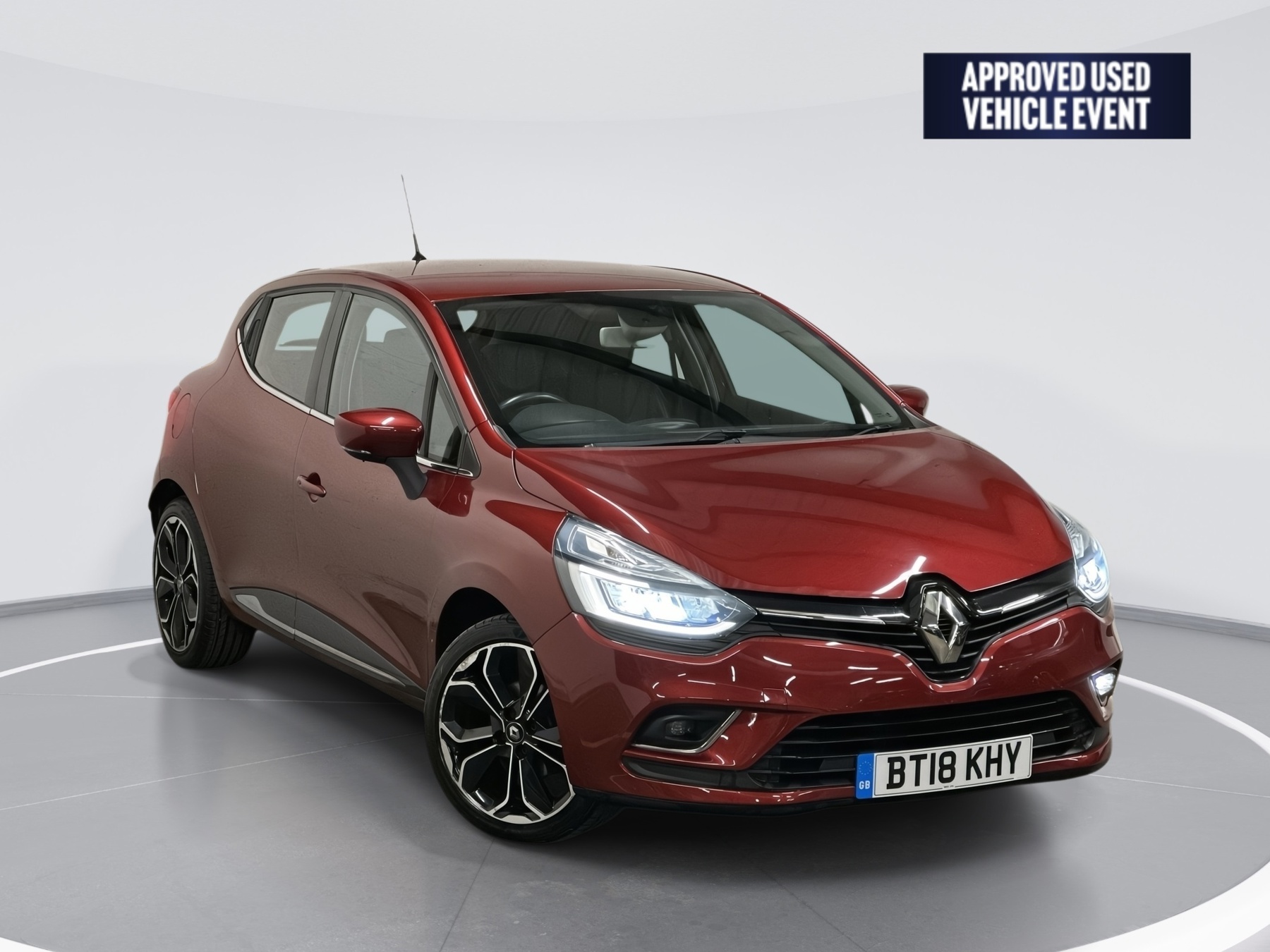 Main listing image - Renault Clio