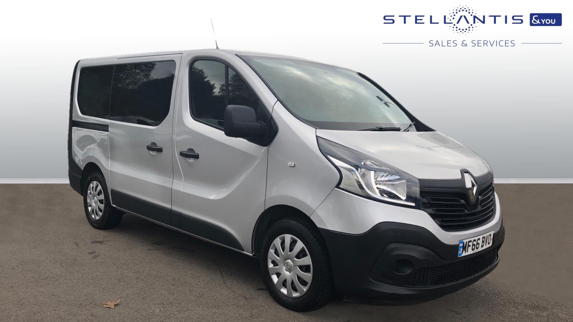 Main listing image - Renault Trafic