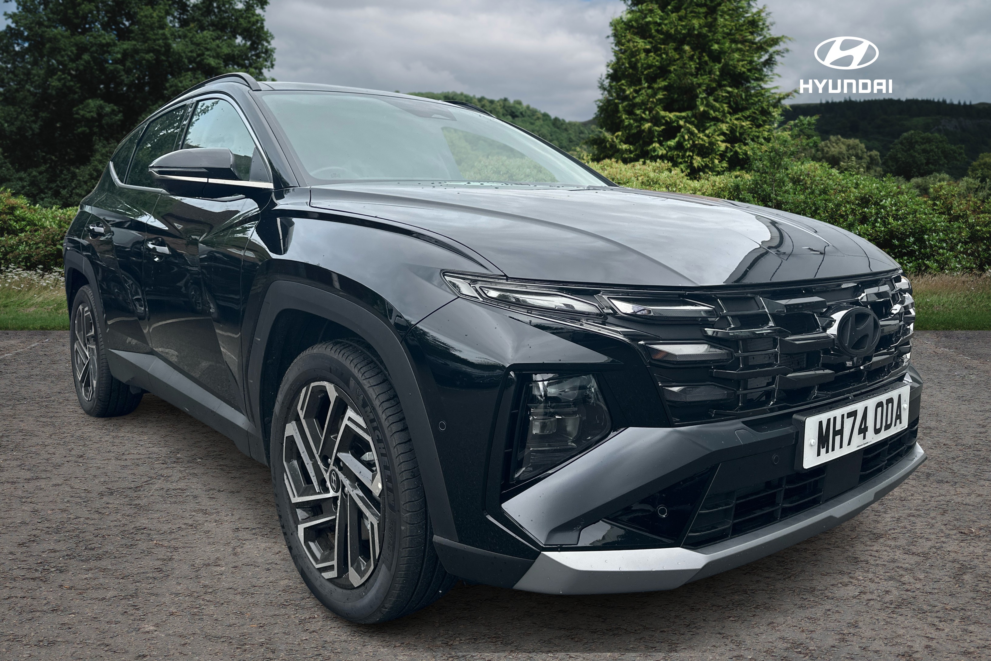 Main listing image - Hyundai Tucson