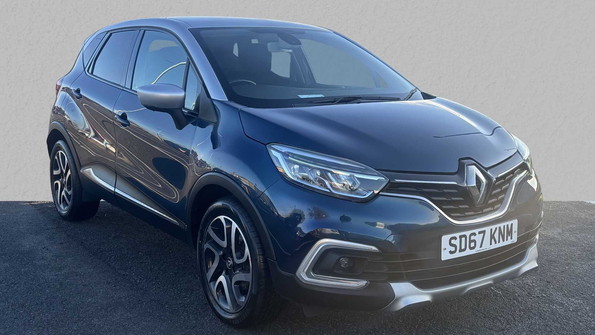 Main listing image - Renault Captur