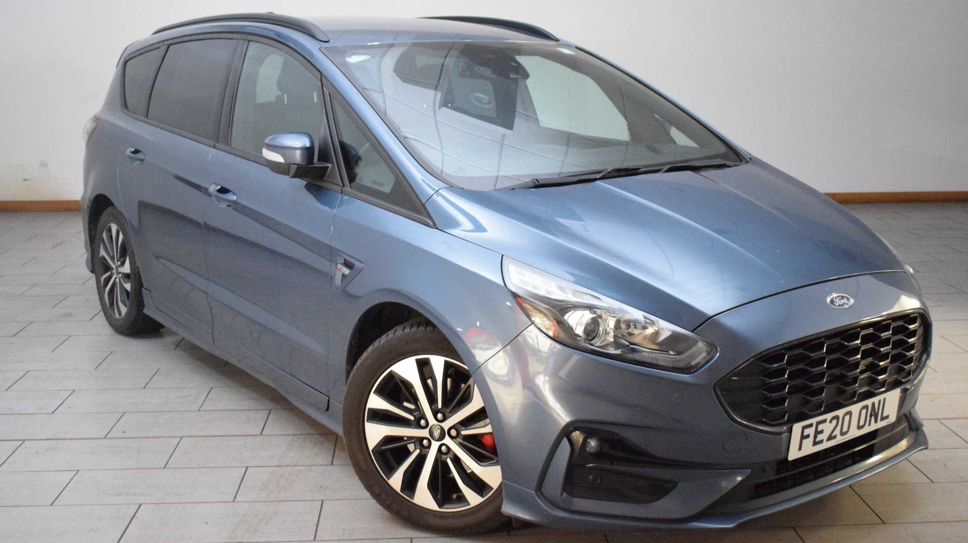 Main listing image - Ford S-MAX