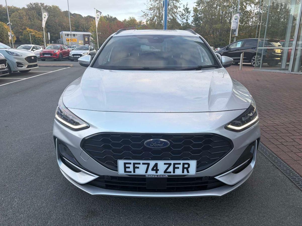 Main listing image - Ford Focus