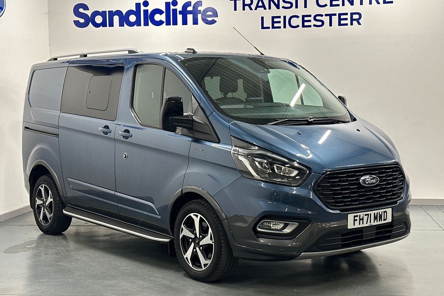 Main listing image - Ford Transit Custom