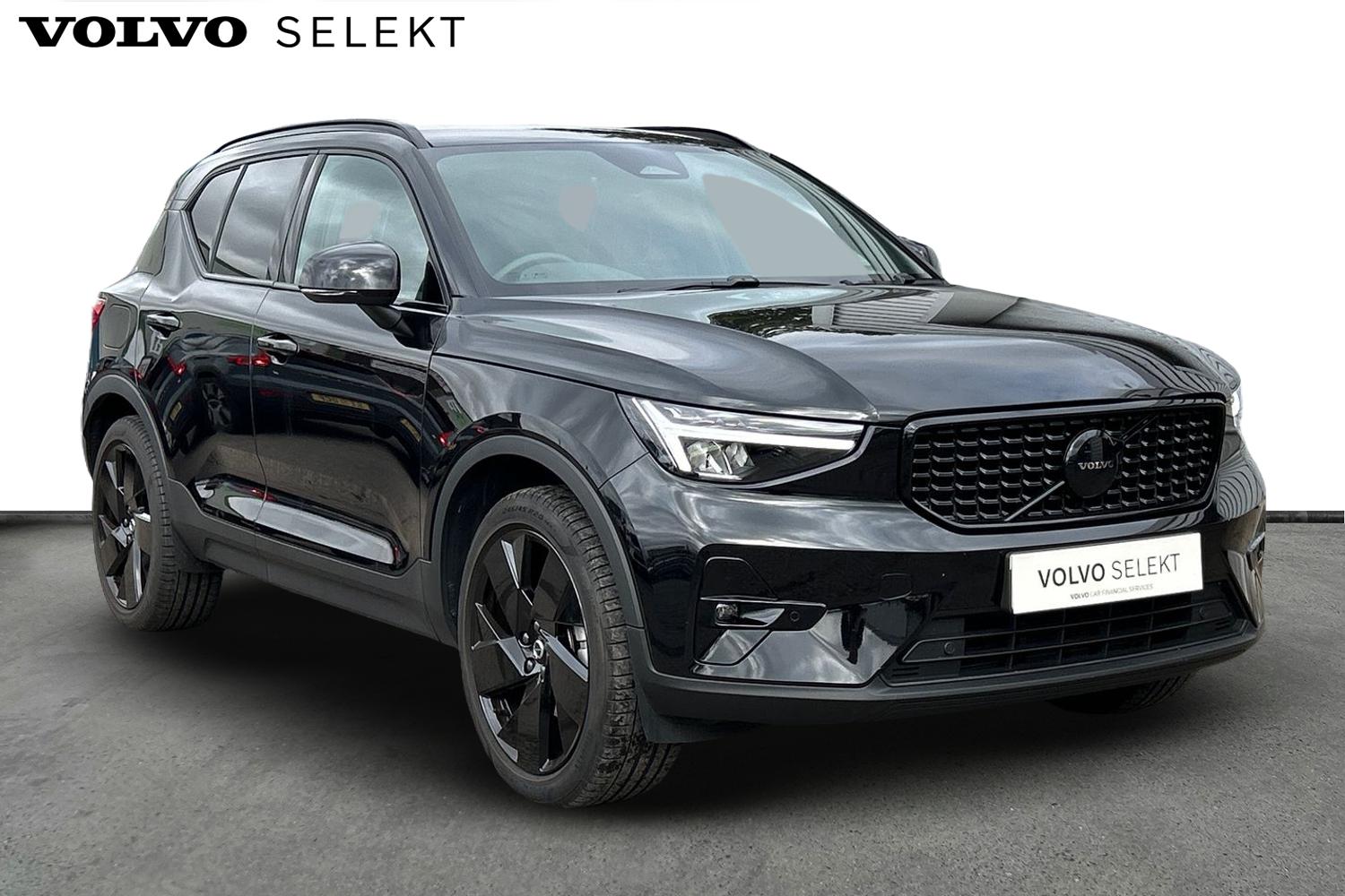 Main listing image - Volvo XC40