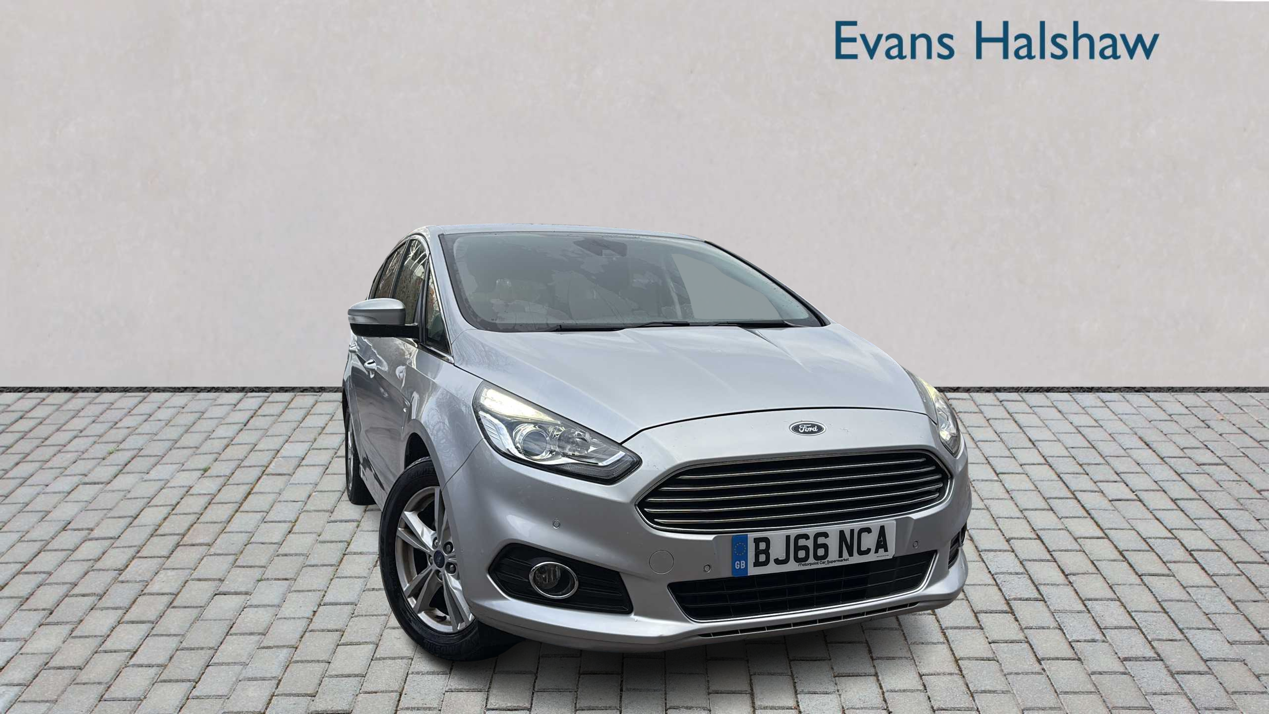Main listing image - Ford S-MAX