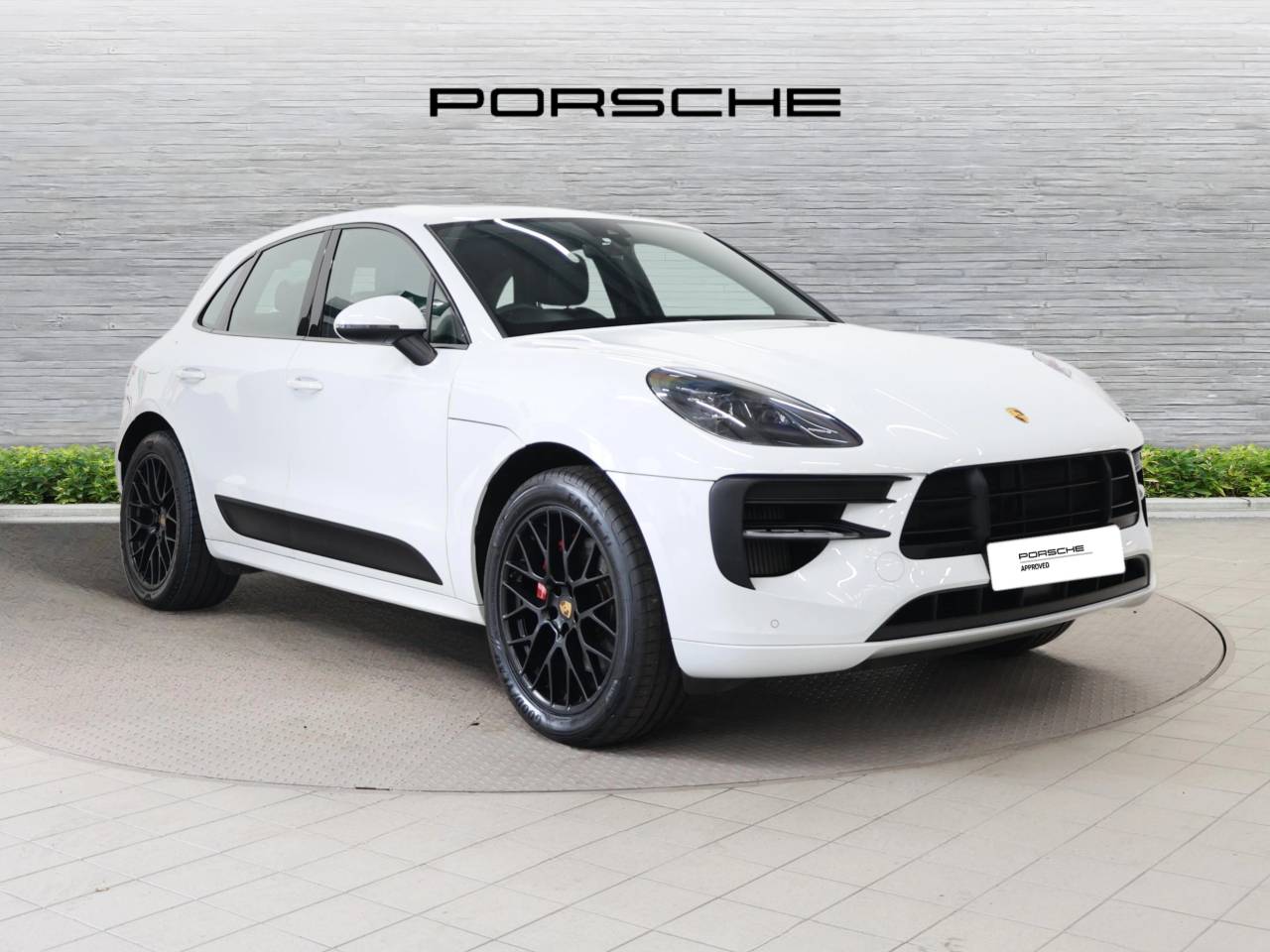 Main listing image - Porsche Macan