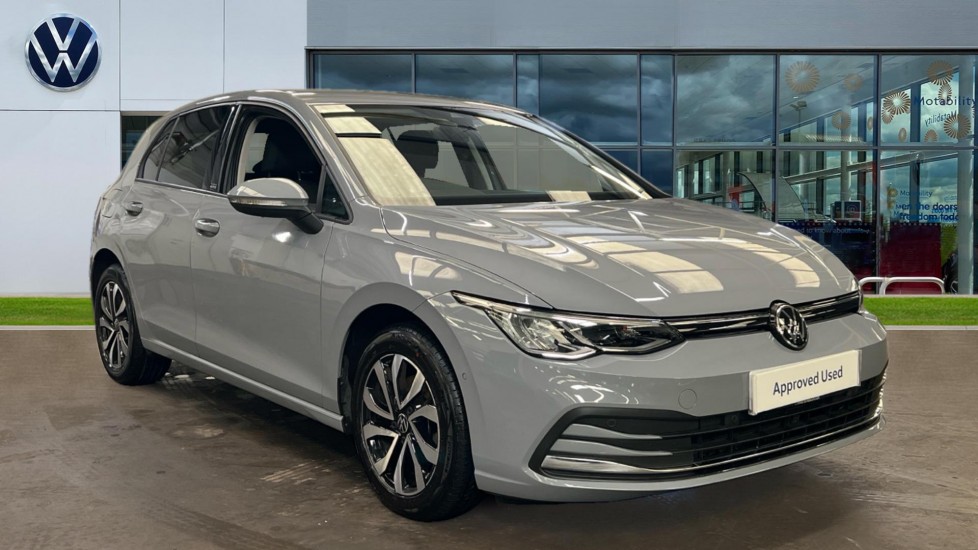 Main listing image - Volkswagen Golf