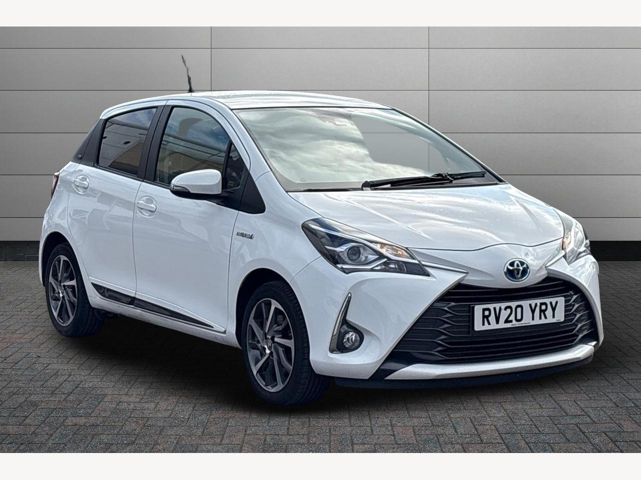 Main listing image - Toyota Yaris