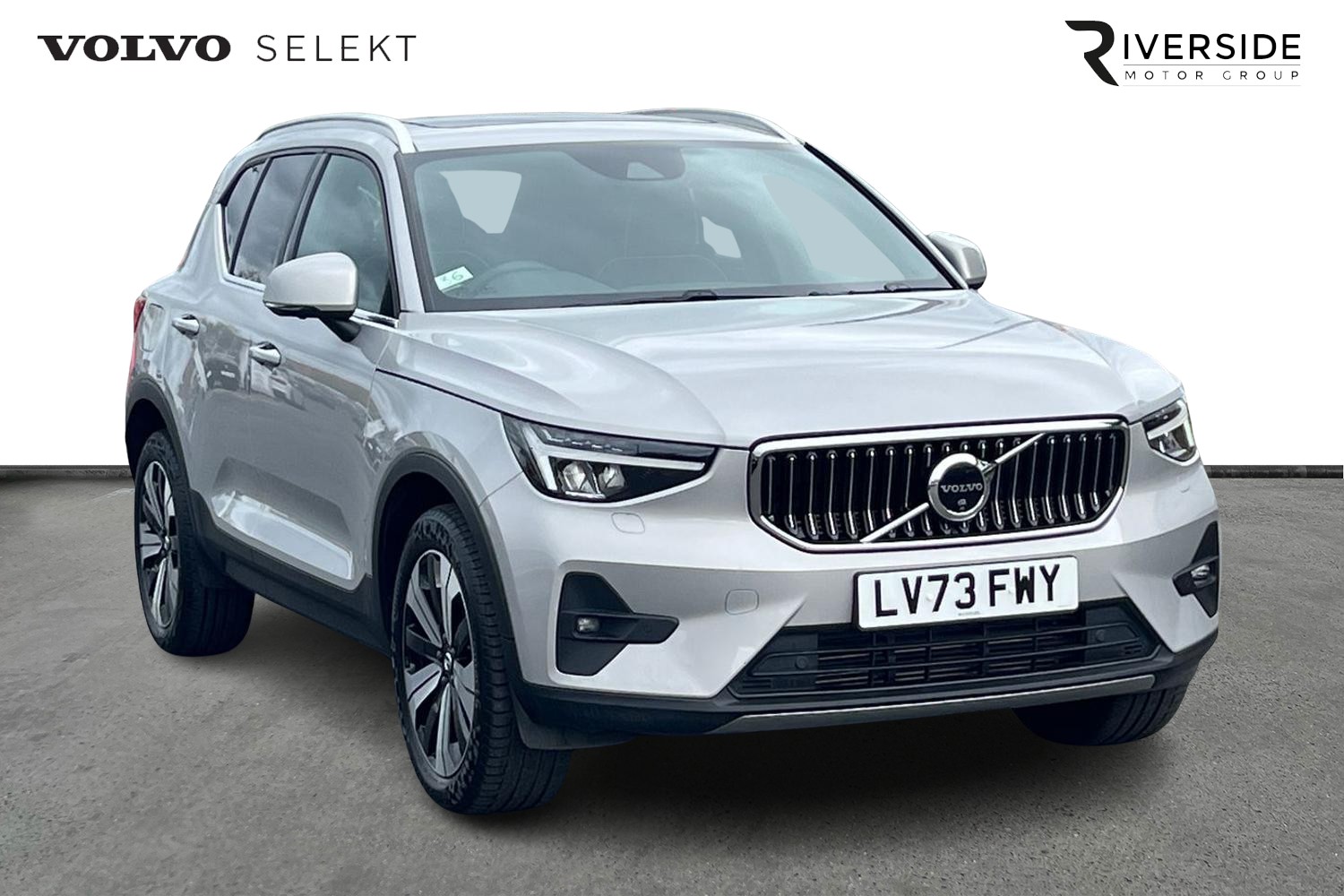 Main listing image - Volvo XC40 Recharge