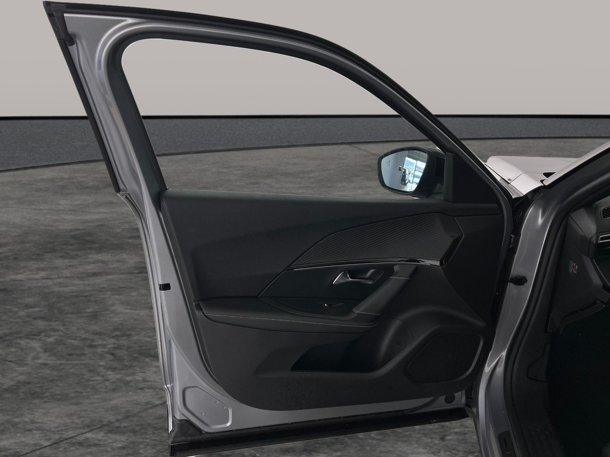 Main listing image - Peugeot 2008