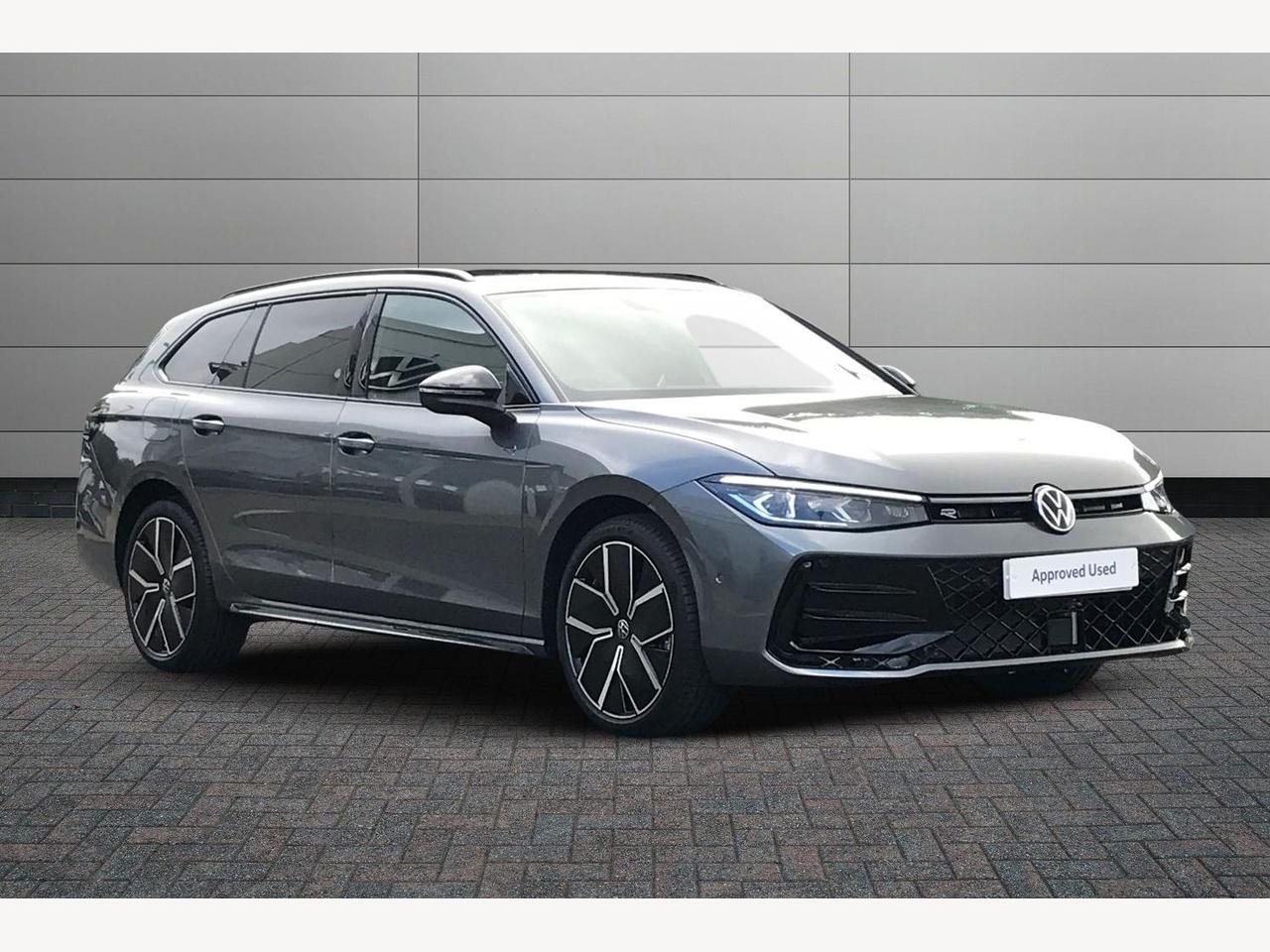 Main listing image - Volkswagen Passat Estate