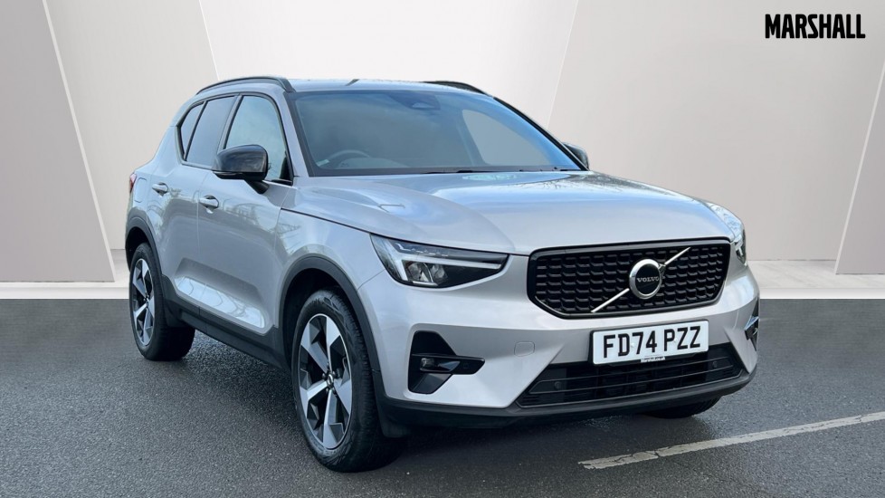 Main listing image - Volvo XC40