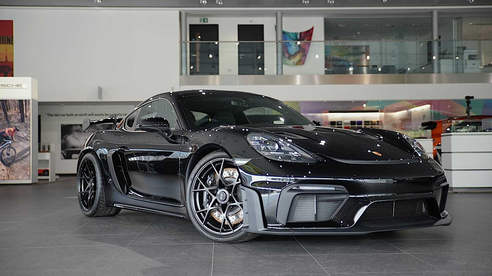 Main listing image - Porsche 911