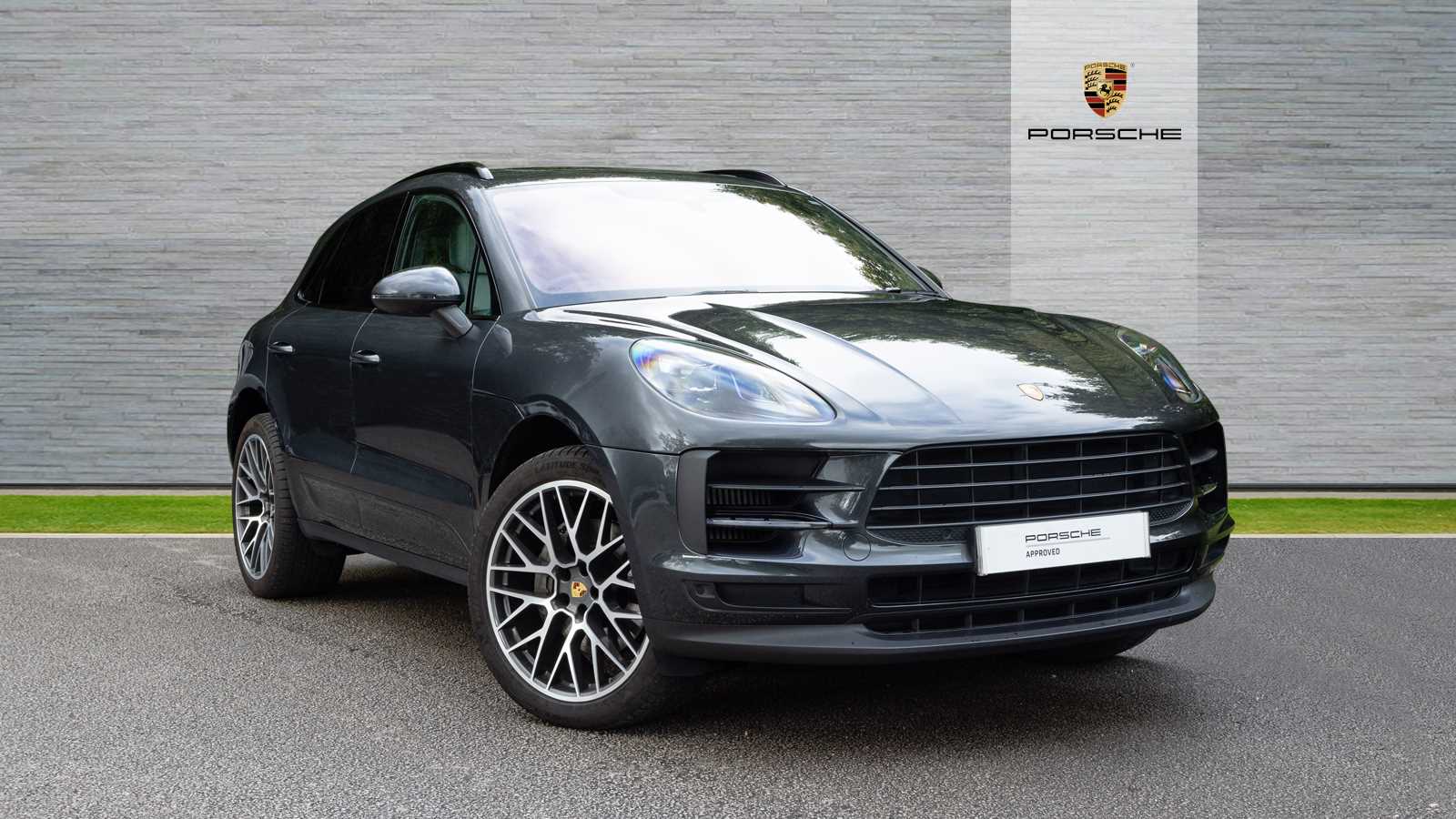 Main listing image - Porsche Macan