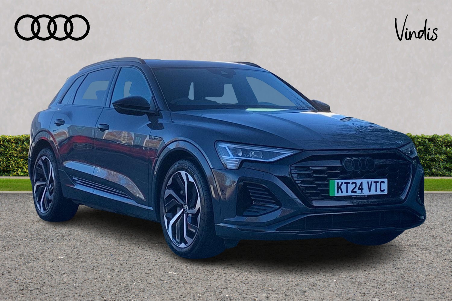 Main listing image - Audi Q8 e-tron