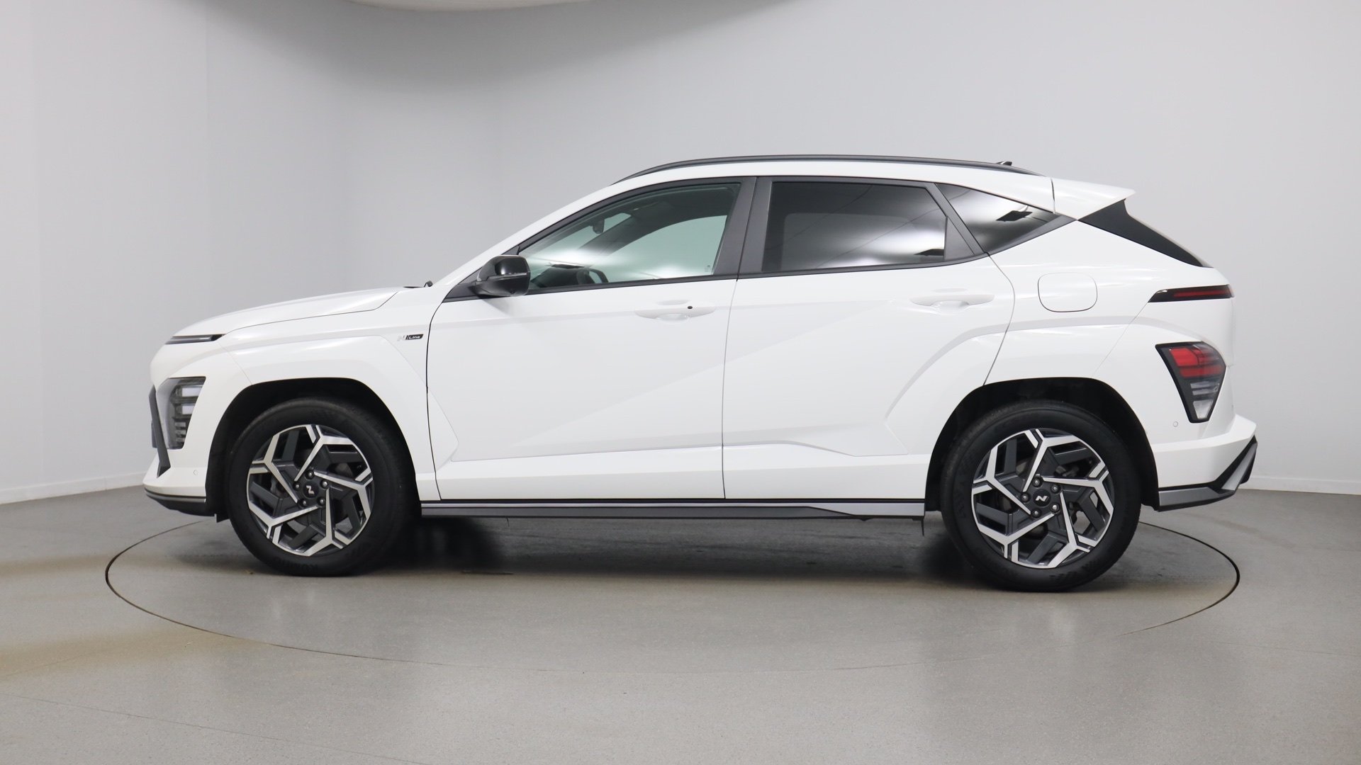 Main listing image - Hyundai Kona