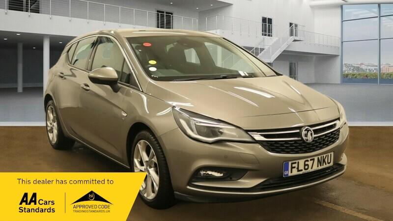 Main listing image - Vauxhall Astra