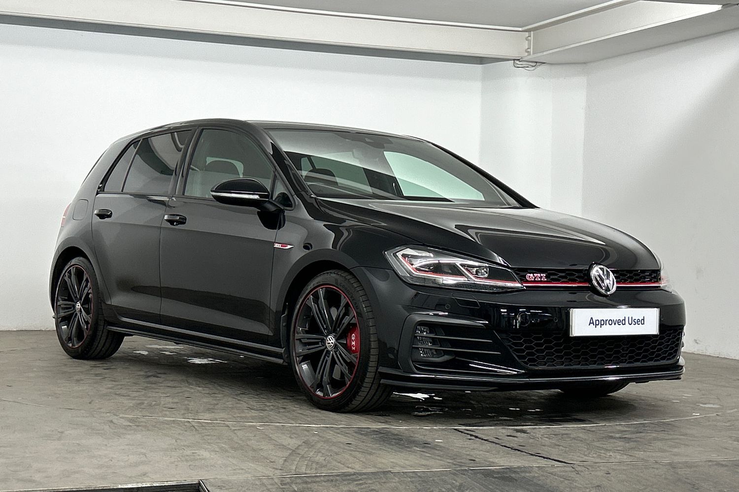 Main listing image - Volkswagen Golf GTI
