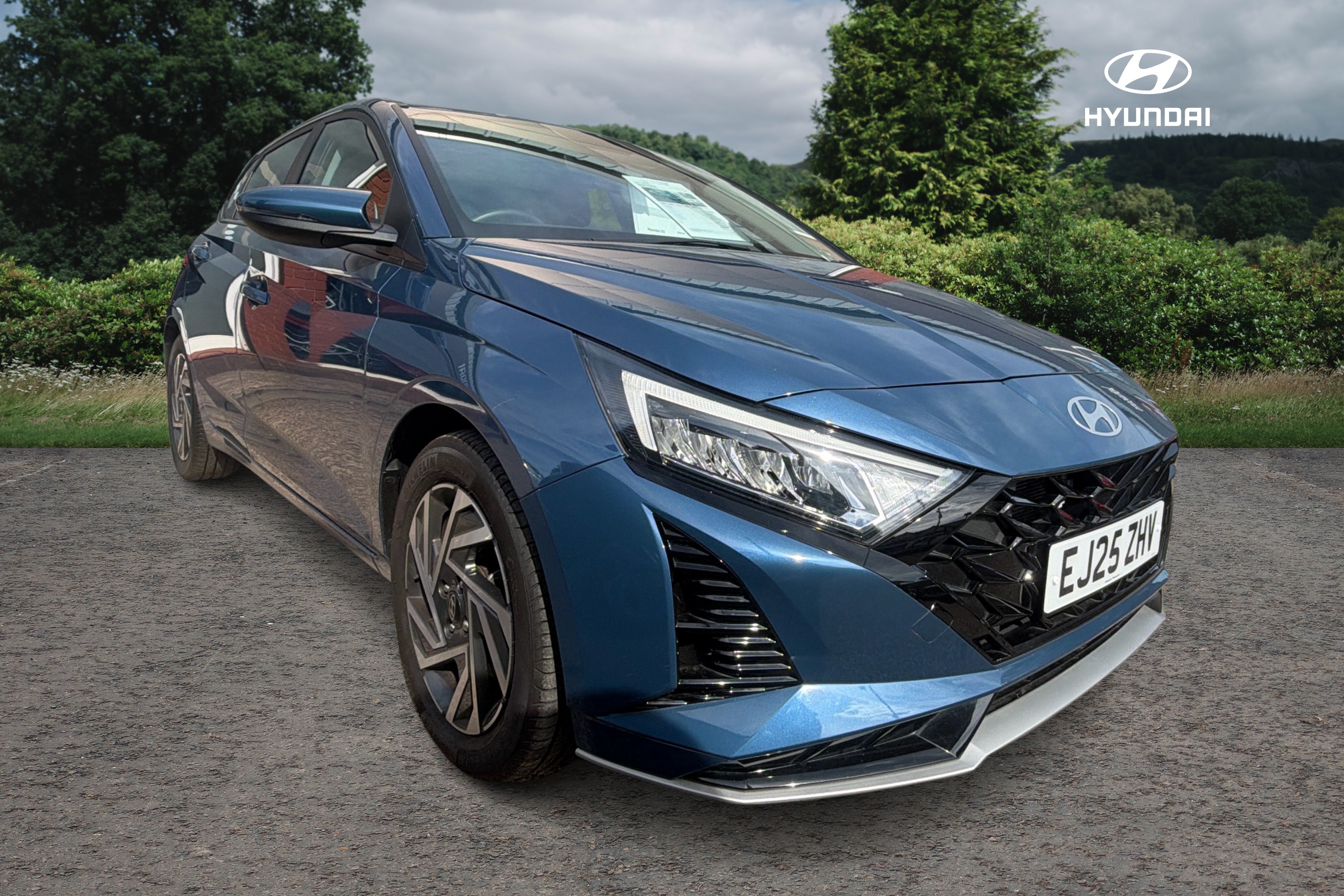 Main listing image - Hyundai i20