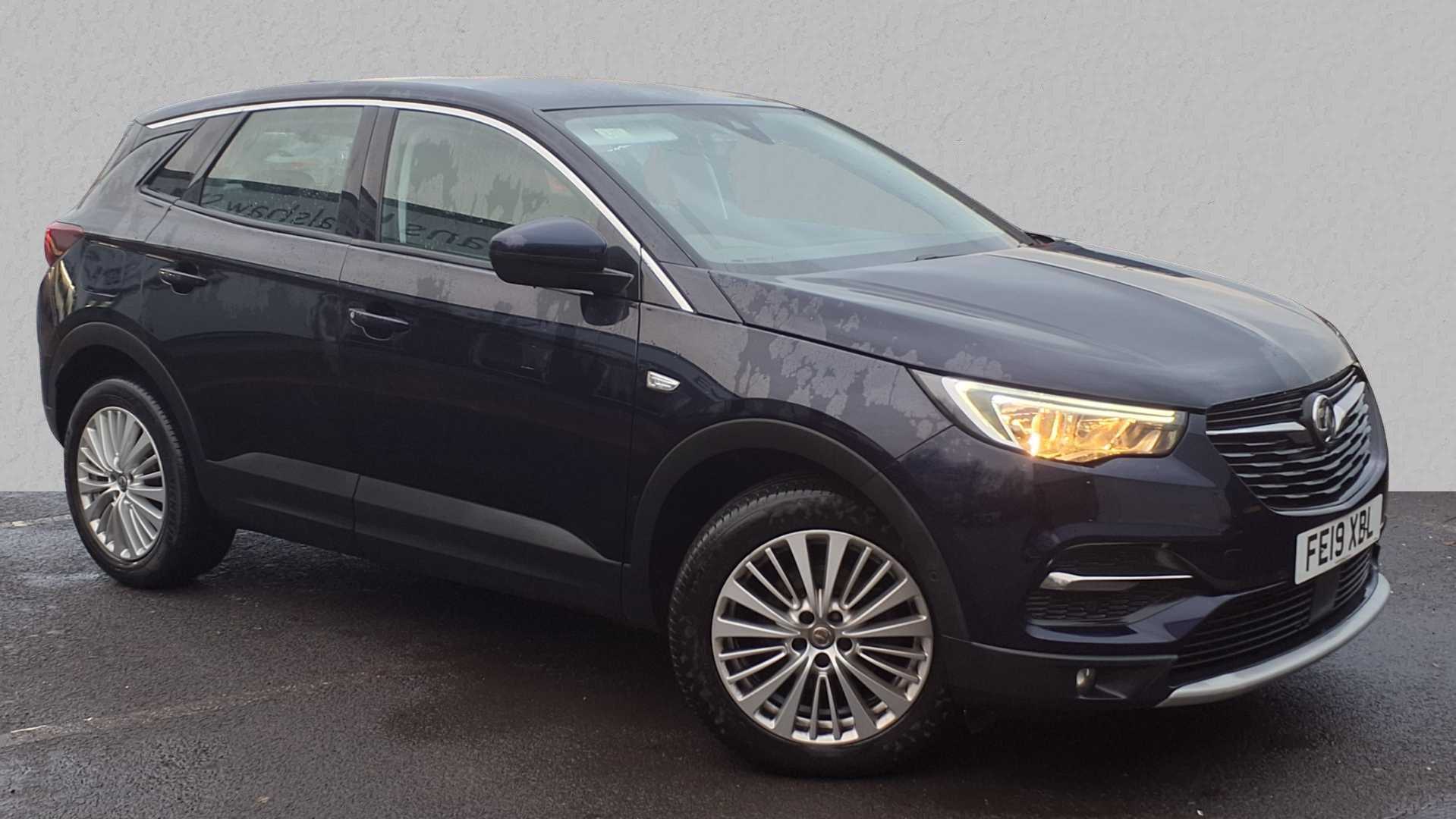 Main listing image - Vauxhall Grandland X