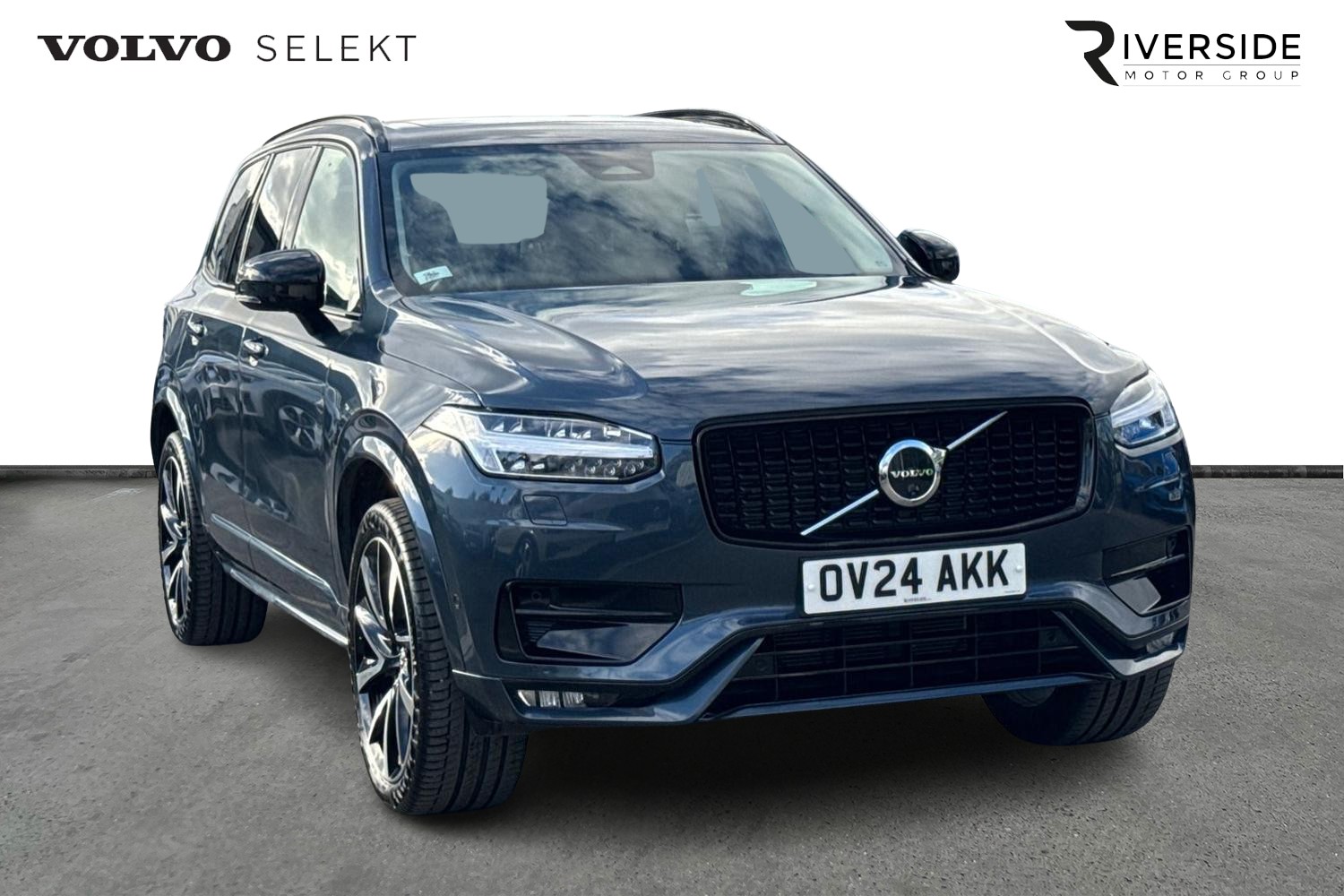 Main listing image - Volvo XC90