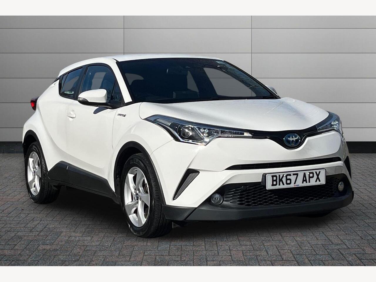 Main listing image - Toyota C-HR