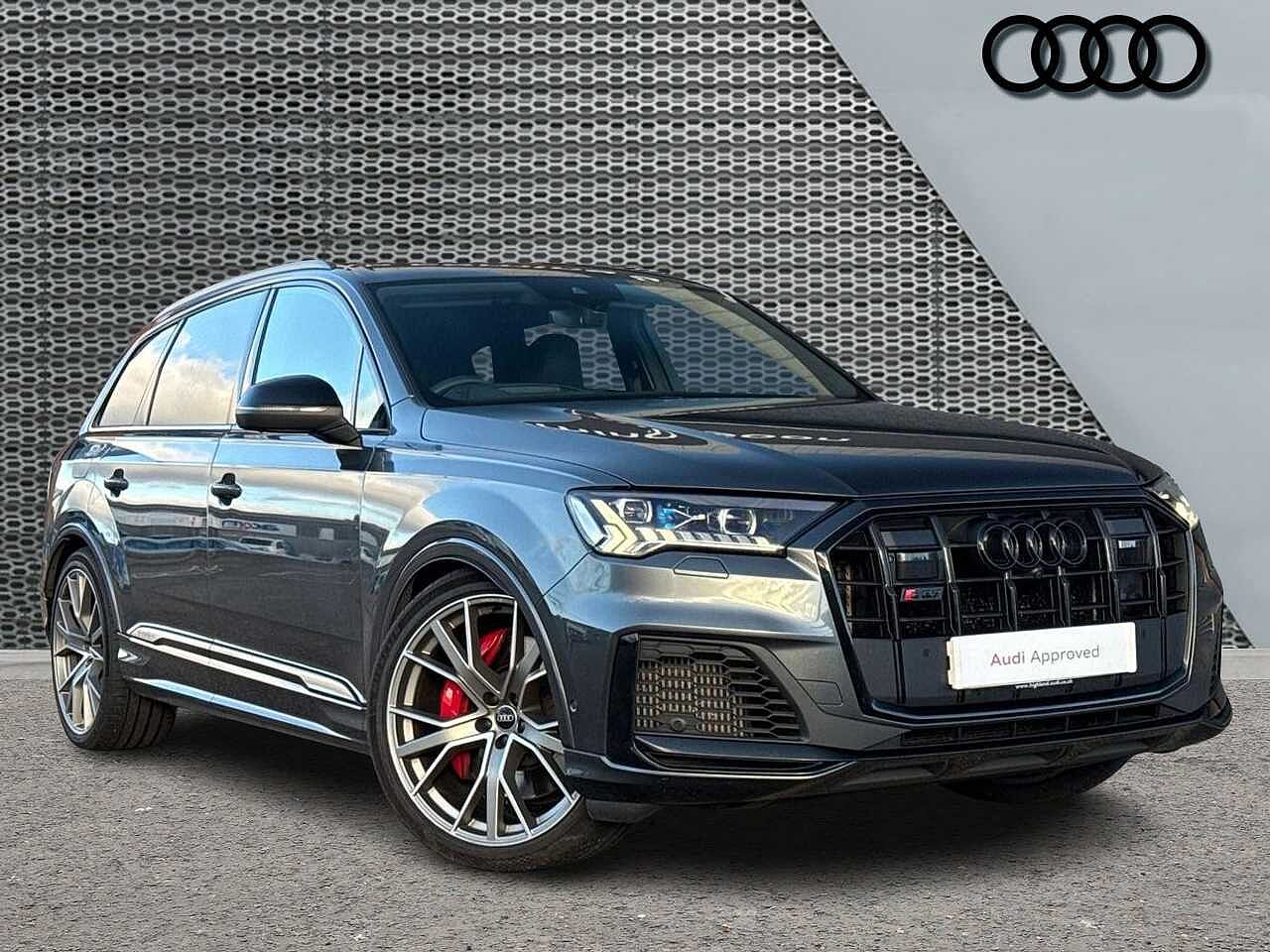 Main listing image - Audi Q7