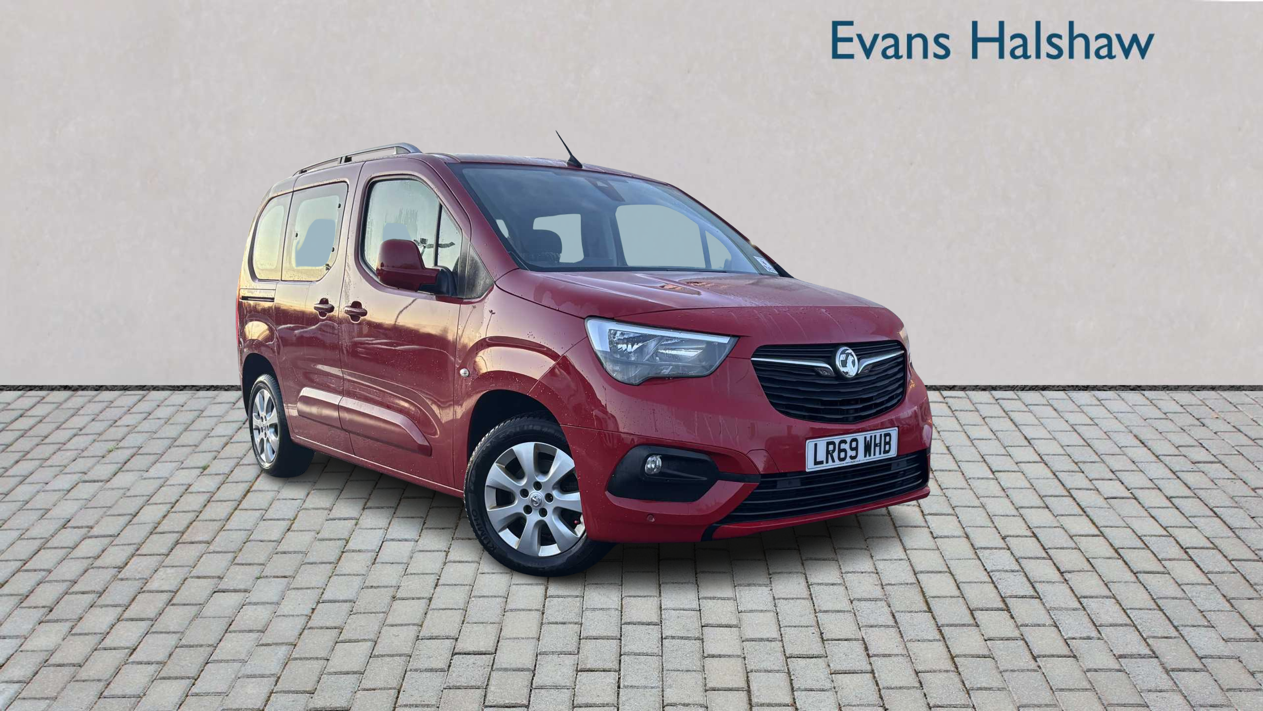 Main listing image - Vauxhall Combo Life