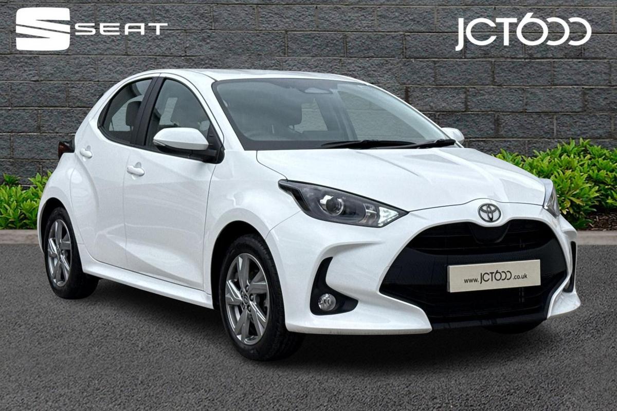 Main listing image - Toyota Yaris