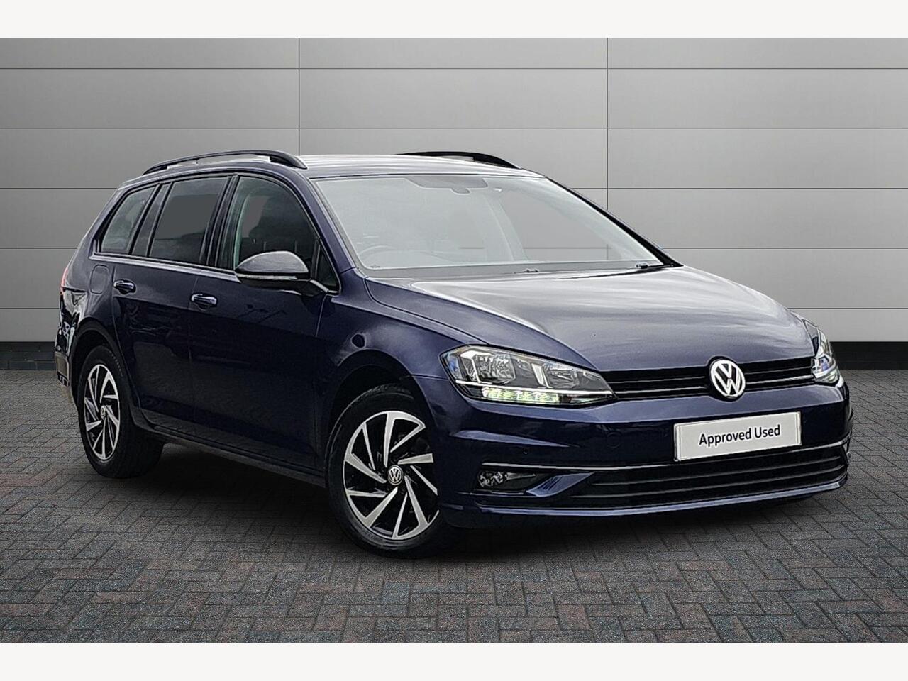 Main listing image - Volkswagen Golf Estate