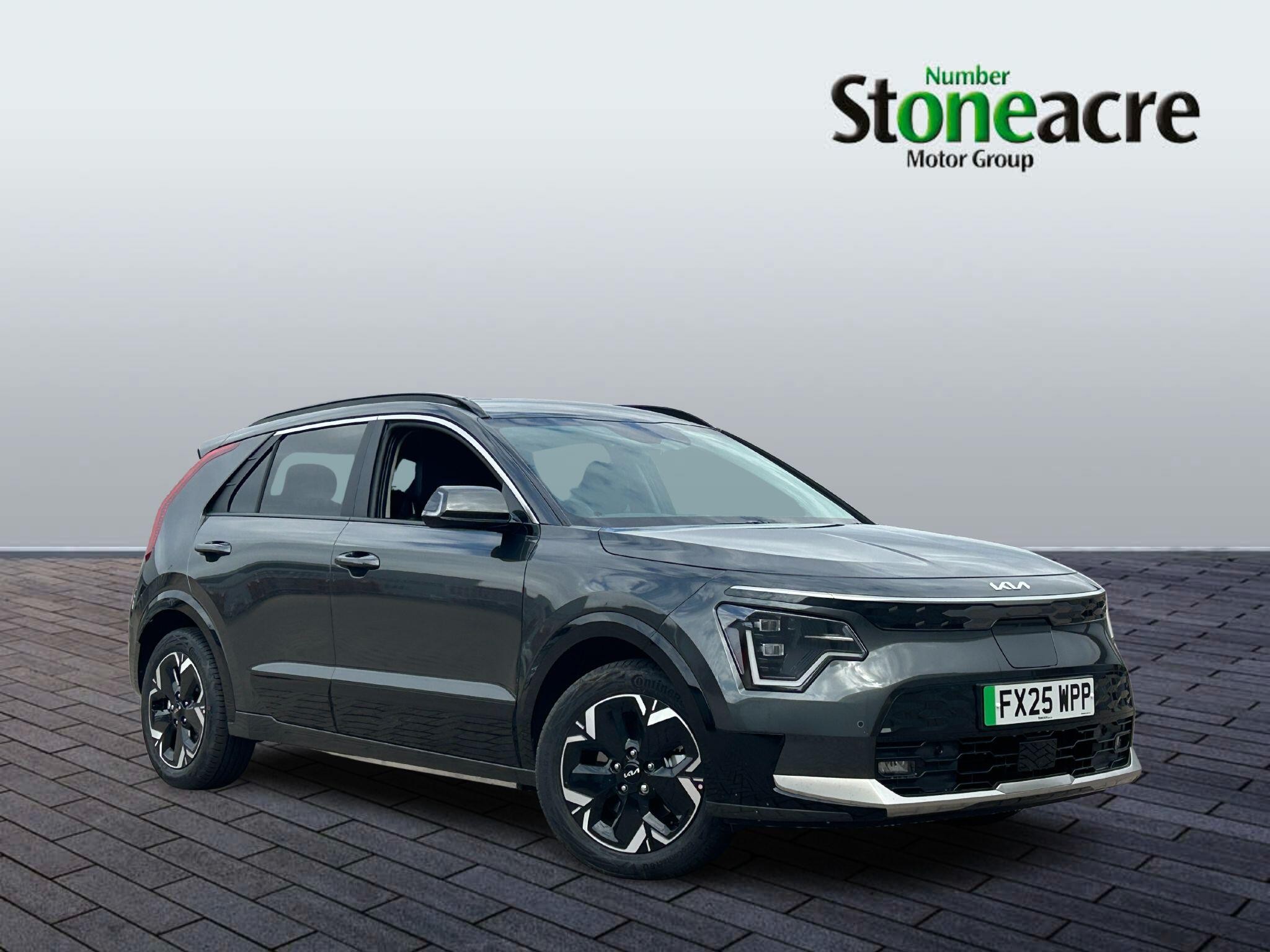 Main listing image - Kia Niro