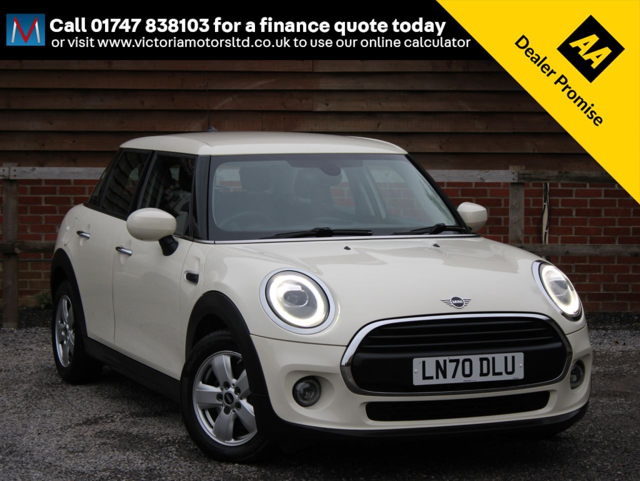 Main listing image - MINI Hatchback 5dr