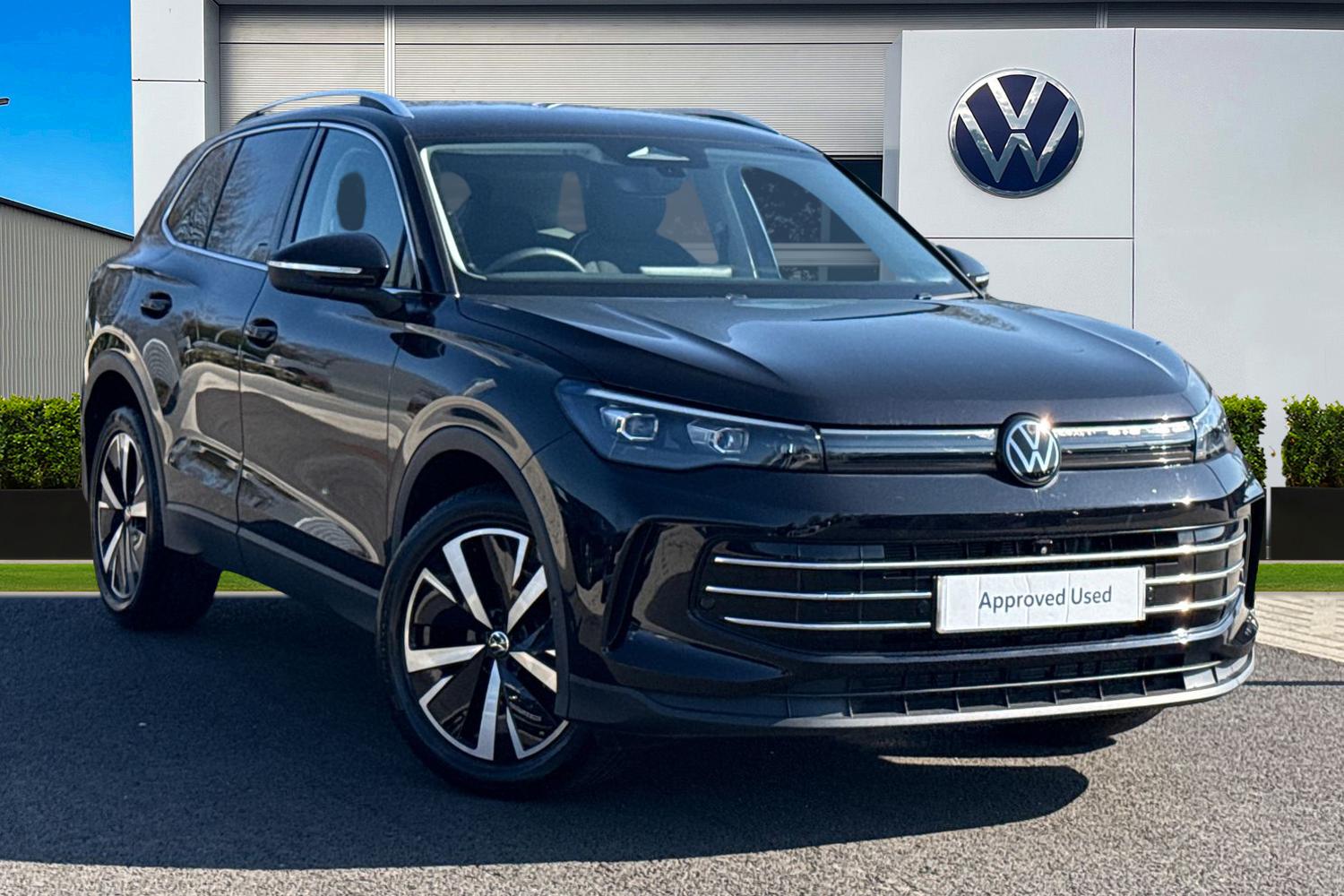 Main listing image - Volkswagen Tiguan