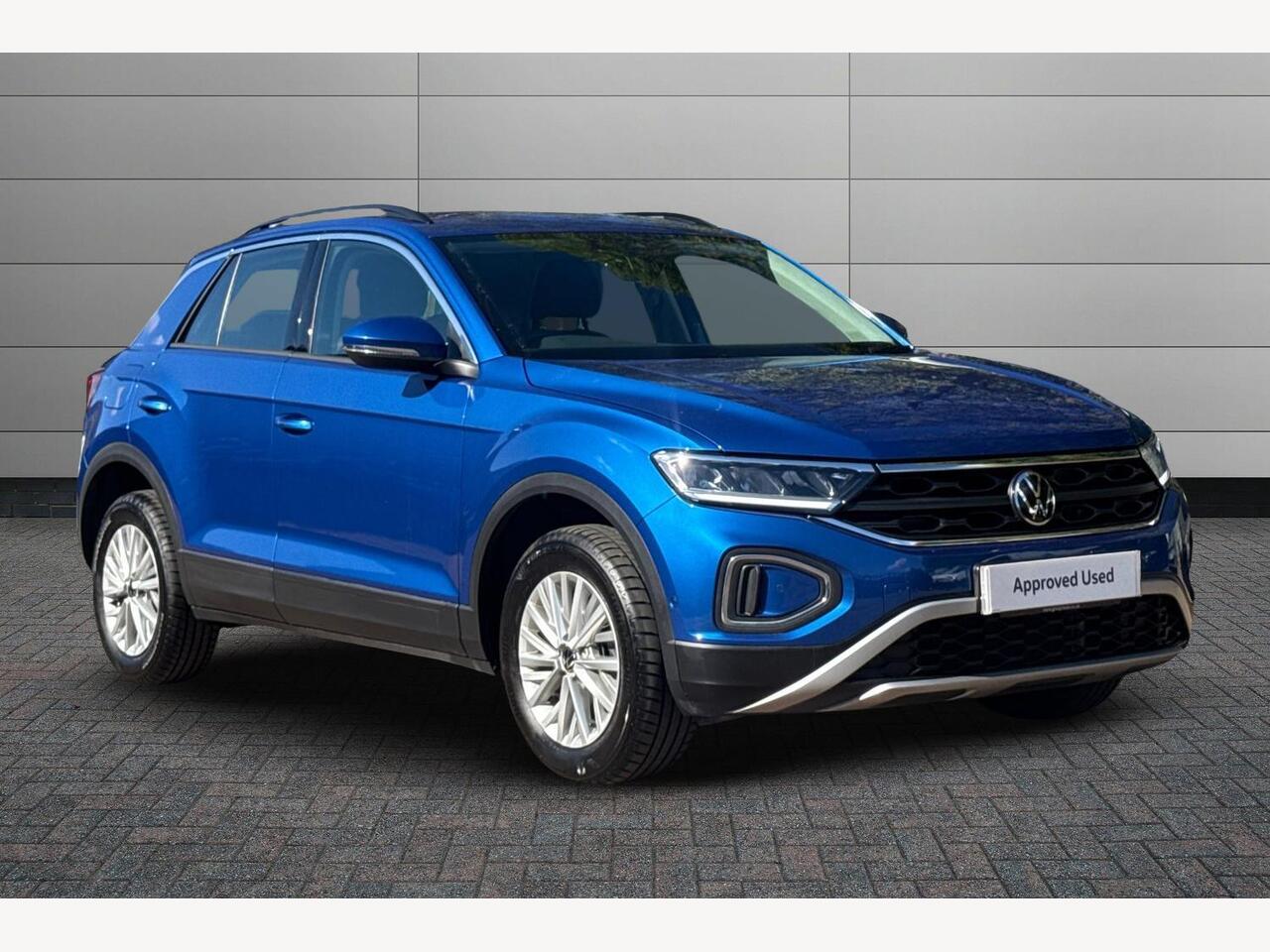 Main listing image - Volkswagen T-Roc