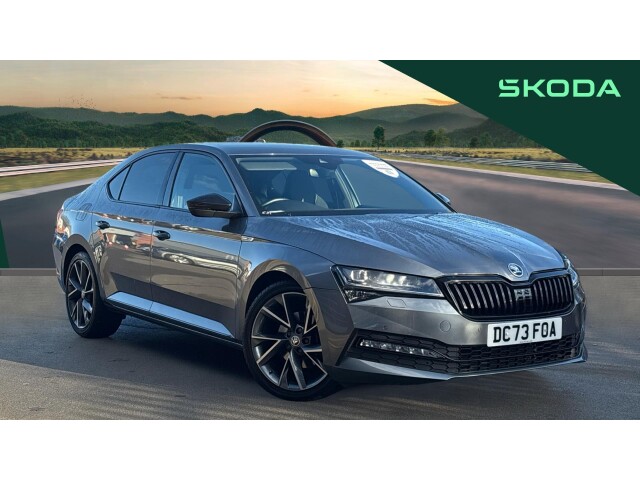 Main listing image - Skoda Superb